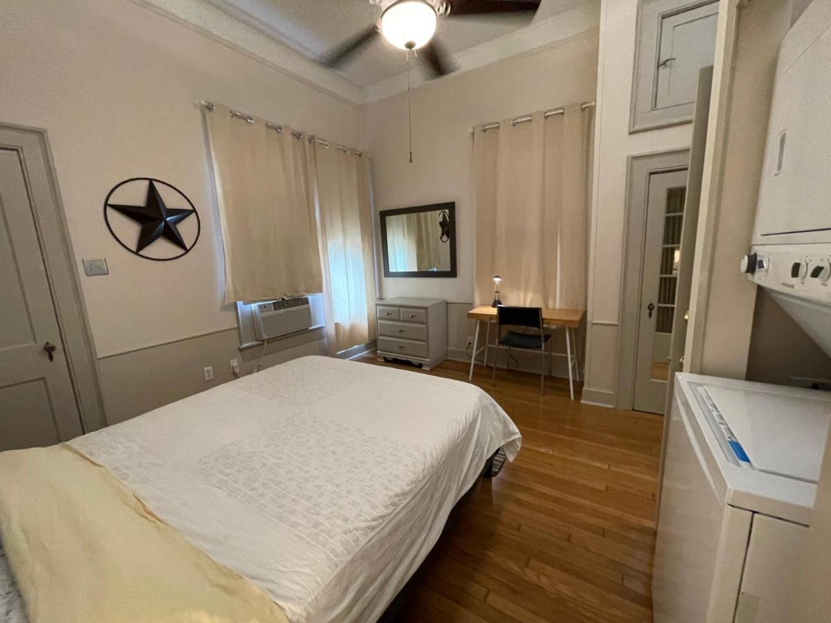 1322-#6 Downtown High Ceiling Big Size 1B Unit Apartment San Antonio Exterior photo