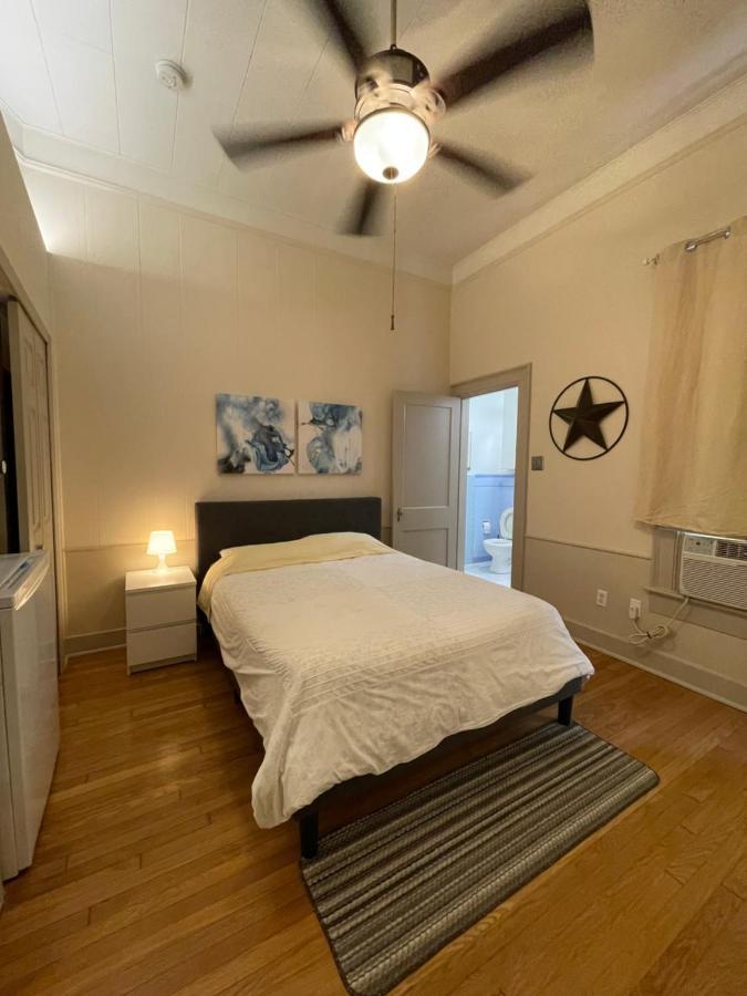 1322-#6 Downtown High Ceiling Big Size 1B Unit Apartment San Antonio Exterior photo